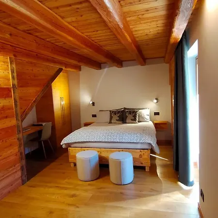 Bed & Breakfast Court1828